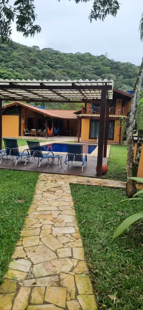 imagem 1 - Casa à Venda de 4 Dormitórios em Camburí - São Sebastião/SP imagem 1 - Casa à Venda de 4 Dormitórios em Camburí - São Sebastião/SP