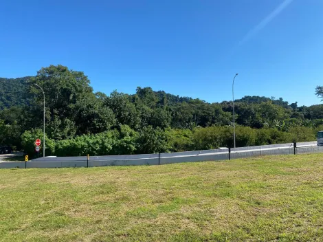 imagem 1 - Excelente área no contorno da Tamoios sentido São Sebastião : Com a crescente movimentação no litoral norte e o aumento no fluo de veículos na região, este é o local perfeito para quem busca visibilidade, acessibilidade e retorno garantido imagem 1 - Excelente área no contorno da Tamoios sentido São Sebastião : Com a crescente movimentação no litoral norte e o aumento no fluo de veículos na região, este é o local perfeito para quem busca visibilidade, acessibilidade e retorno garantido