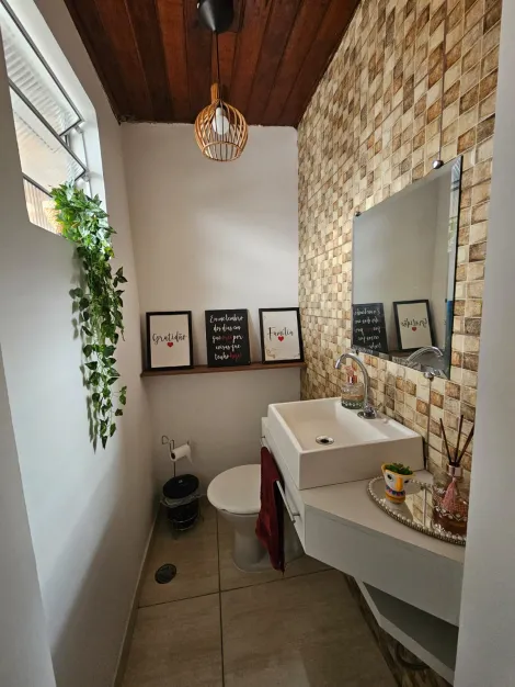 imagem 5 - Excelente casa no coração do bairro, próximo a comércios, ponto de ônibus, etc. imagem 5 - Excelente casa no coração do bairro, próximo a comércios, ponto de ônibus, etc.