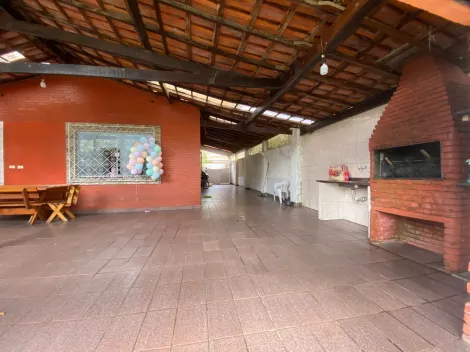 imagem 1 - Casa com Grande Varanda Coberta e Edícula imagem 1 - Casa com Grande Varanda Coberta e Edícula