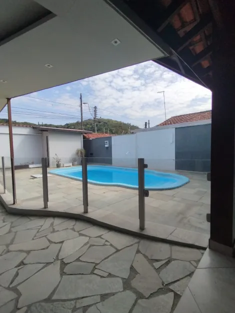 imagem 3 - Casa Ampla Recém-Reformada a 900m da Praia Martim de Sá ? Caraguatatuba imagem 3 - Casa Ampla Recém-Reformada a 900m da Praia Martim de Sá ? Caraguatatuba