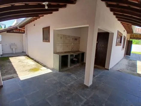 imagem 5 - Casa espaçosa com 08 vagas de garagem,02 suites 04 dormitórios 461,70 mtrs de terreno e 142 de aréa construida. imagem 5 - Casa espaçosa com 08 vagas de garagem,02 suites 04 dormitórios 461,70 mtrs de terreno e 142 de aréa construida.