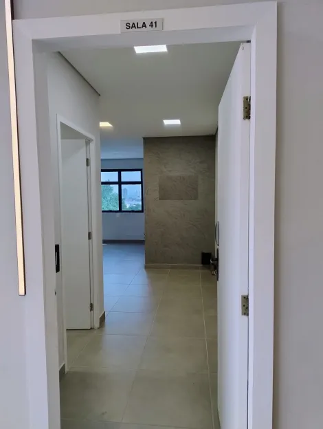 imagem 1 - Locação de Loja Comercial no bairro Jardim Satélite em São José dos Campos imagem 1 - Locação de Loja Comercial no bairro Jardim Satélite em São José dos Campos