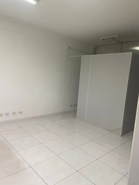 imagem 3 - Locação de Loja Comercial no bairro Jardim Satélite em São José dos Campos imagem 3 - Locação de Loja Comercial no bairro Jardim Satélite em São José dos Campos