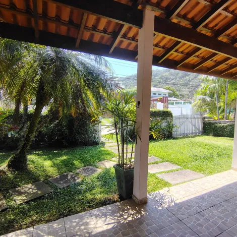 imagem 1 - Casa em condomínio Alto Padrão em Ubatuba imagem 1 - Casa em condomínio Alto Padrão em Ubatuba