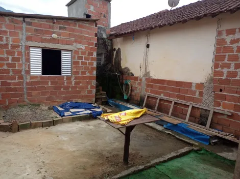 imagem 5 - Casa para finalizar com extrutura para sobrado no Massaguaçú perto da Praia imagem 5 - Casa para finalizar com extrutura para sobrado no Massaguaçú perto da Praia